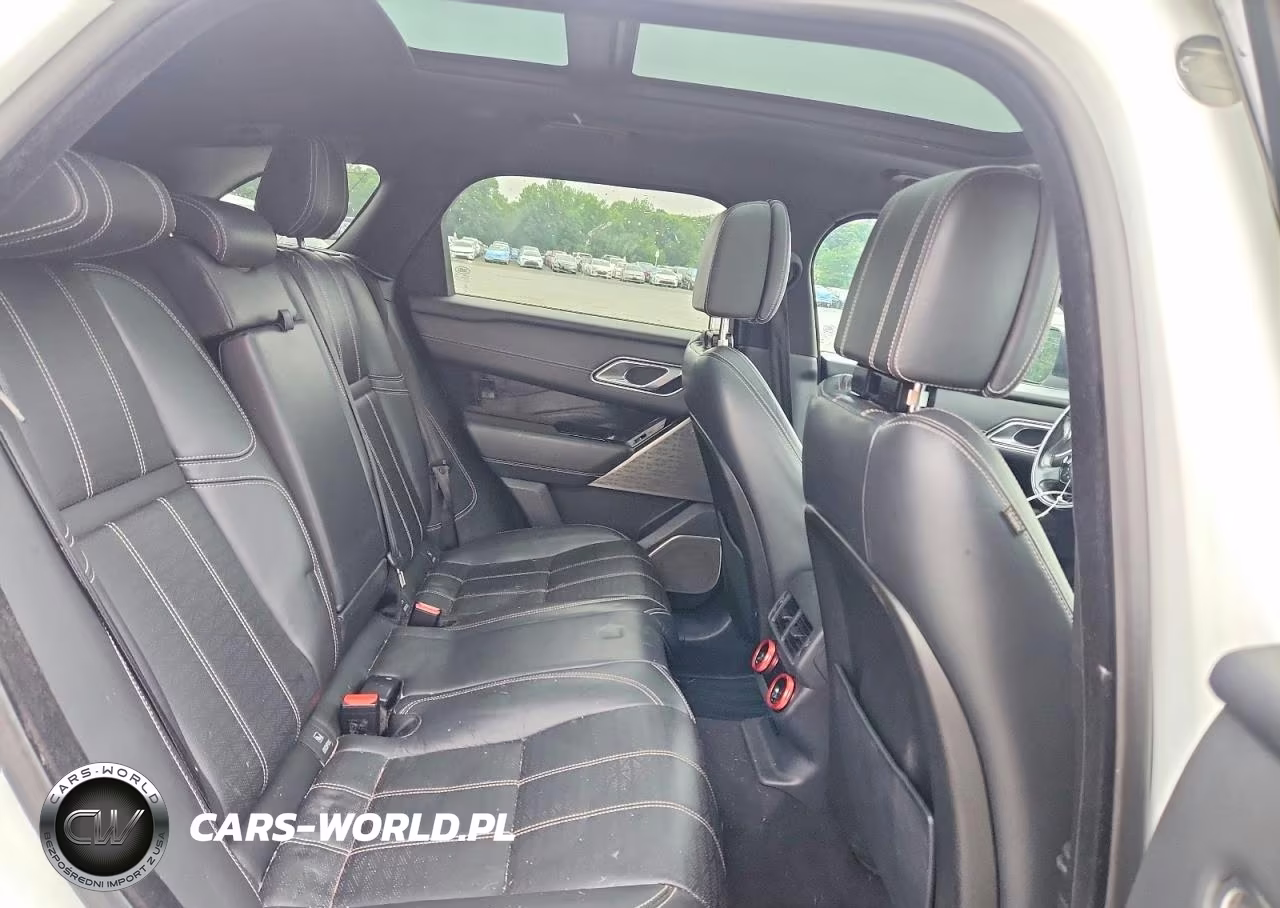 2018 Land Rover Range Rover Velar R-Dynamic Hse VIN:SALYM2RV6JA734311 - 11