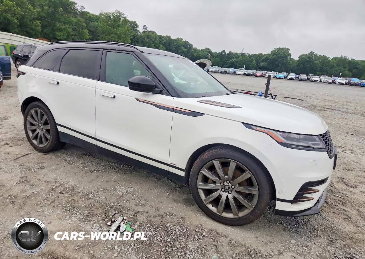 2018 Land Rover Range Rover Velar R-Dynamic Hse VIN:SALYM2RV6JA734311 - 4