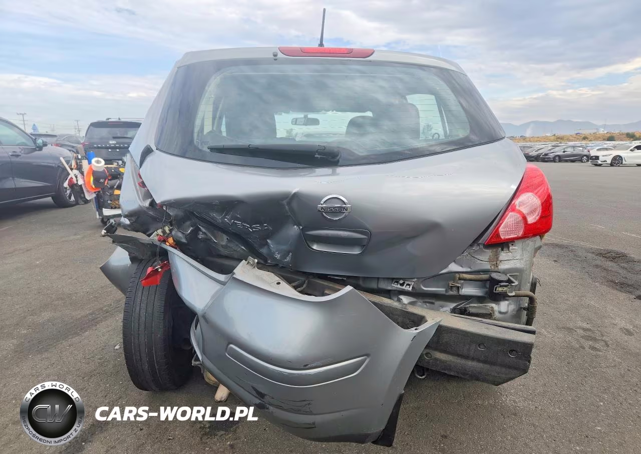 2011 Nissan Versa 1.8 S VIN:3N1BC1CP1BL439991 - 6