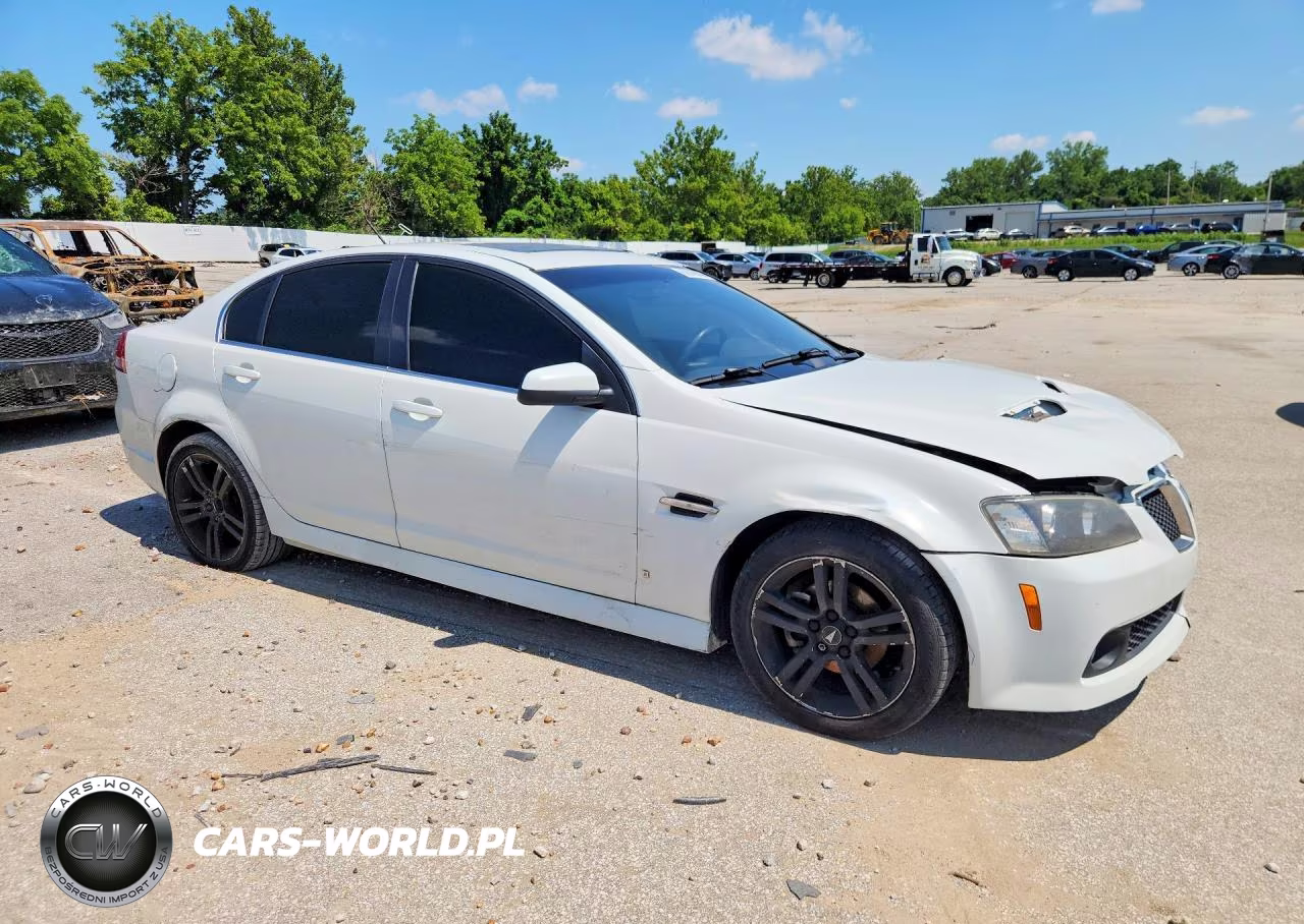 2008 Pontiac G8 VIN:6G2ER57718L130933 - 4