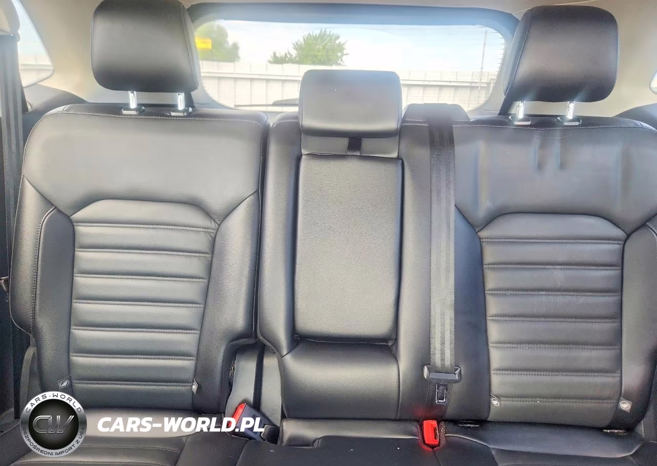2018 Ford Edge Sel VIN:2FMPK4J99JBC46831 - 10