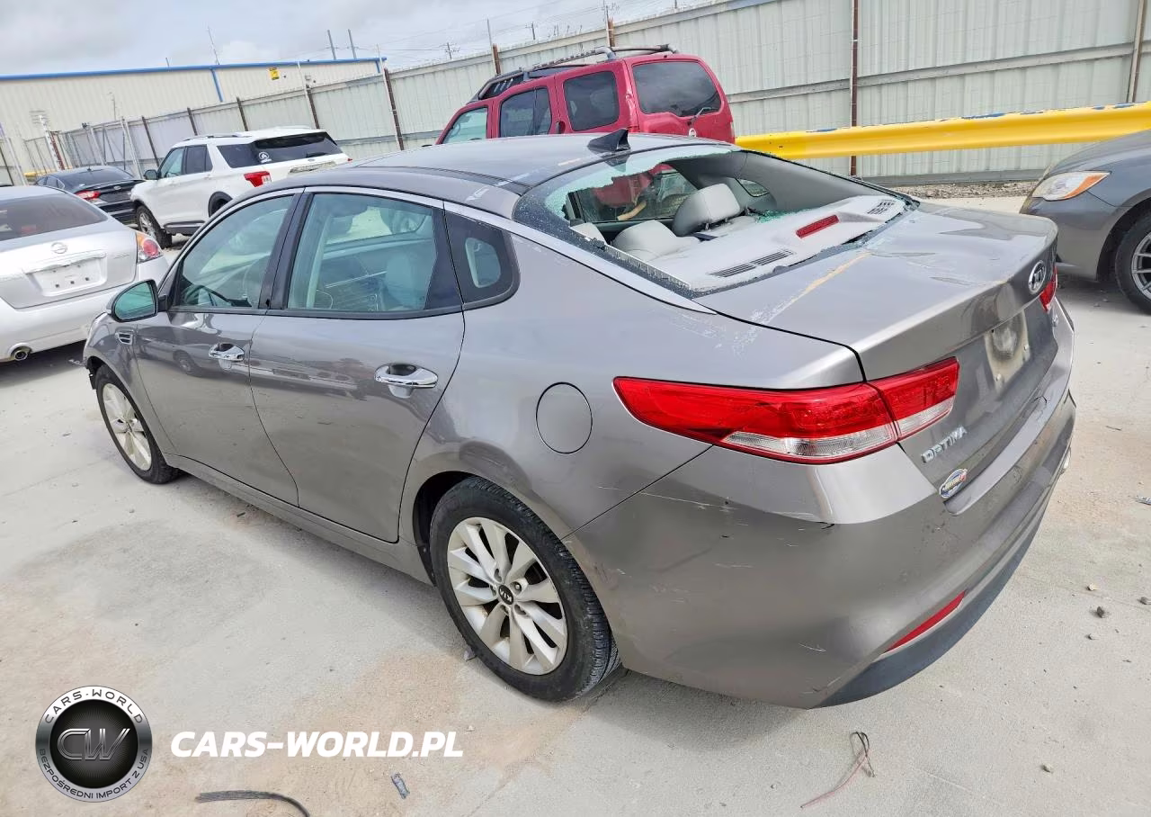 2018 Kia Optima VIN:5XXGU4L39JG203694 - 2