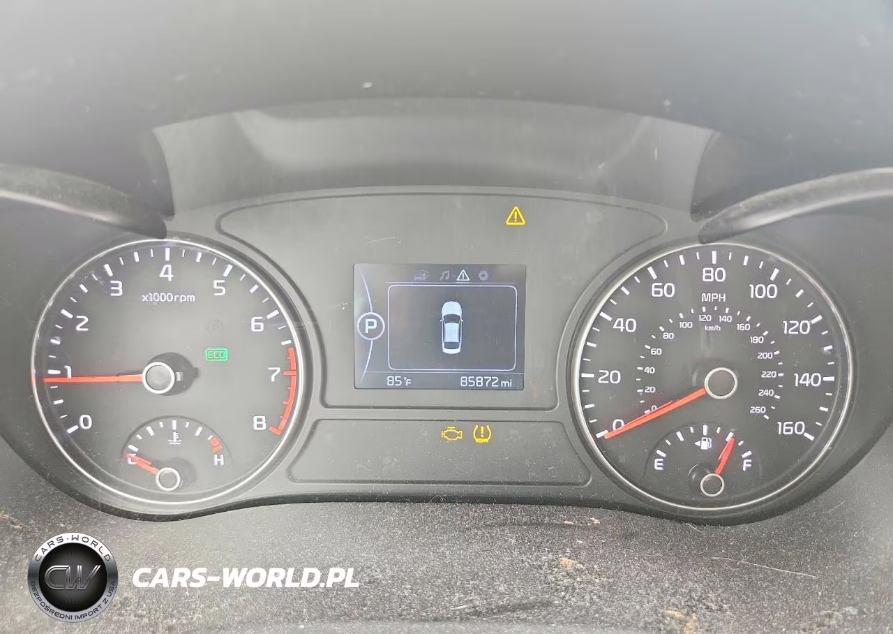2018 Kia Optima VIN:5XXGU4L39JG203694 - 9