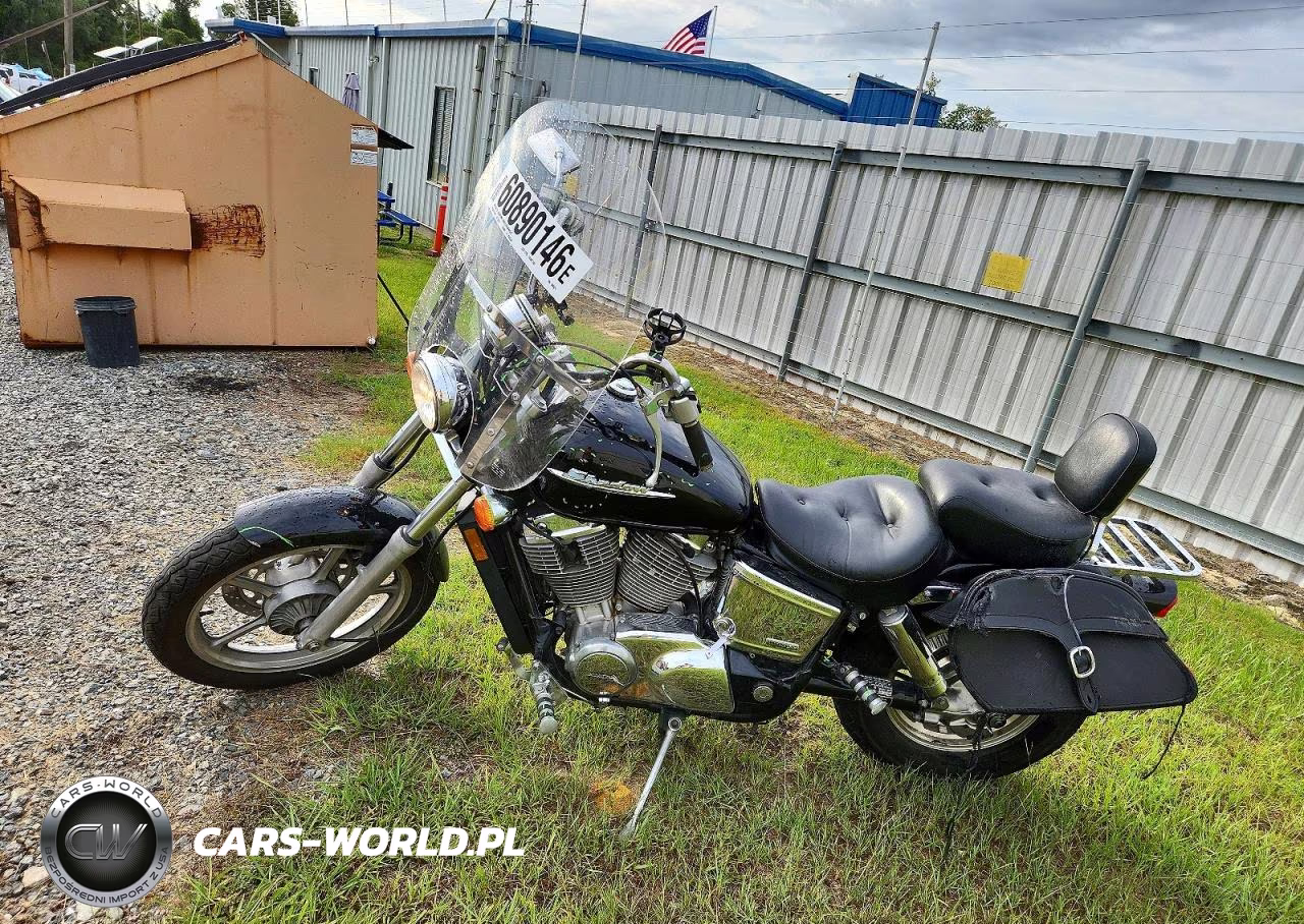 2006 Honda Vt1100 C VIN:1HFSC18086A000024 - 3