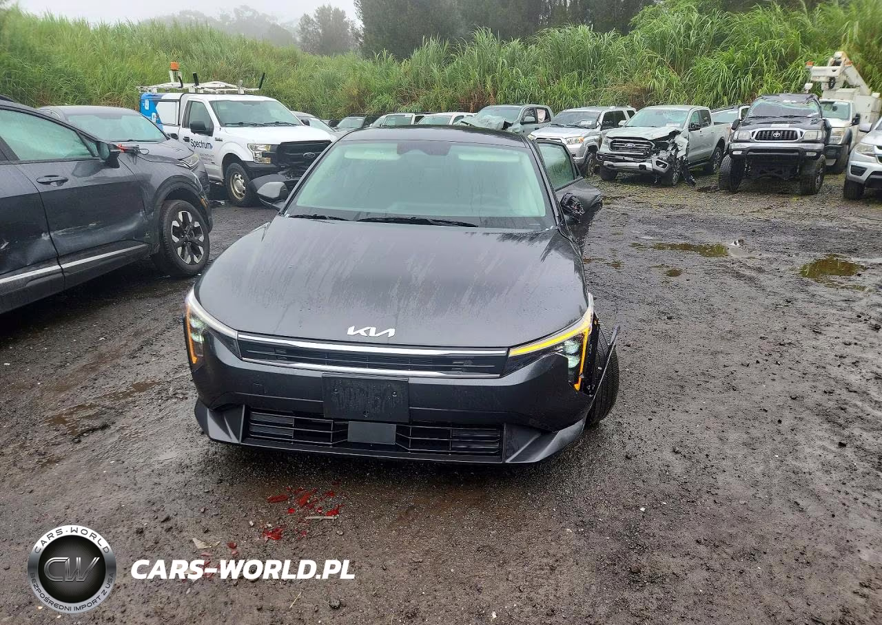 2025 Kia K4 Lxs VIN:3KPFT4DE8SE054218 - 5