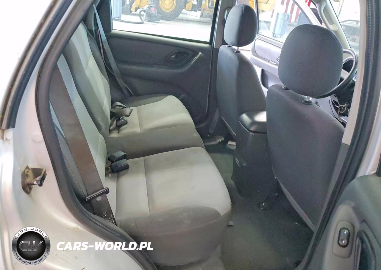 2004 Ford Escape Xls VIN:1FMYU021X4KA15608 - 11