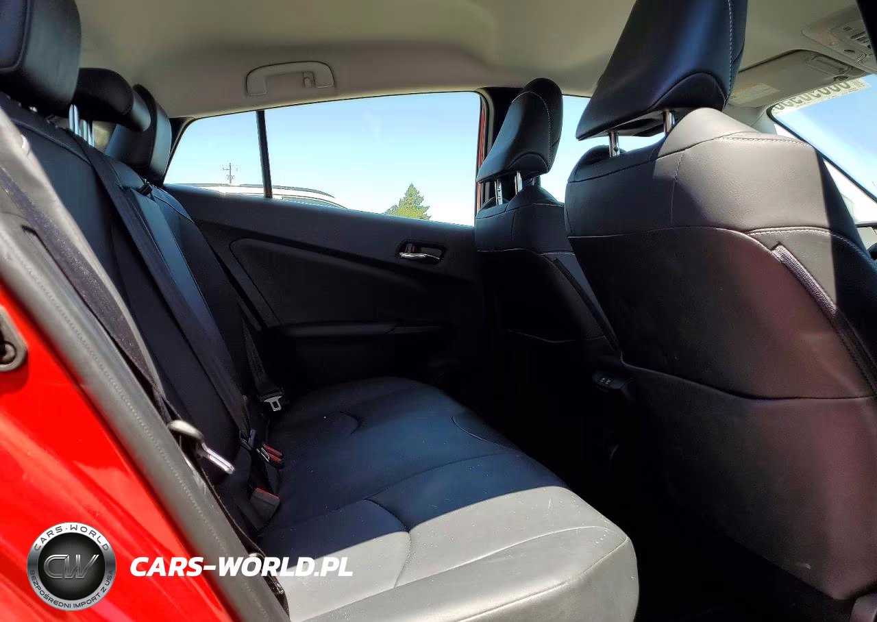2020 Toyota Prius Prime Xle VIN:JTDKARFP4L3127979 - 10