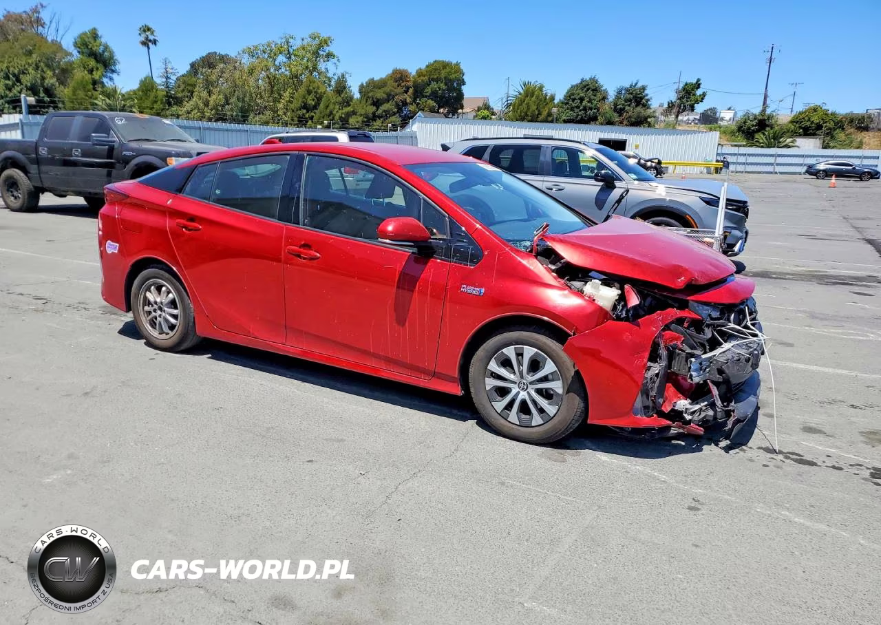 2020 Toyota Prius Prime Xle VIN:JTDKARFP4L3127979 - 4