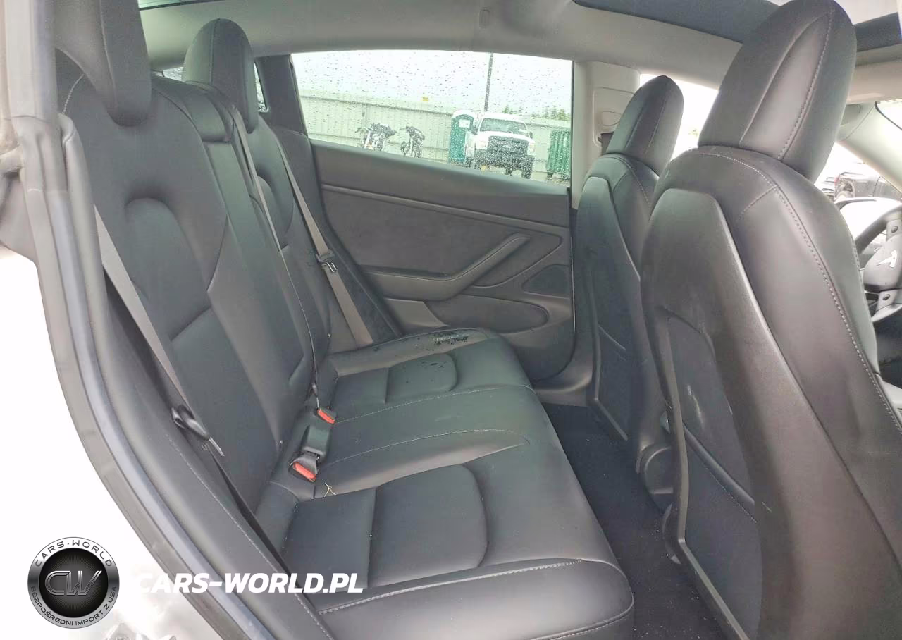 2018 Tesla Model 3 VIN:5YJ3E1EB1JF094214 - 10
