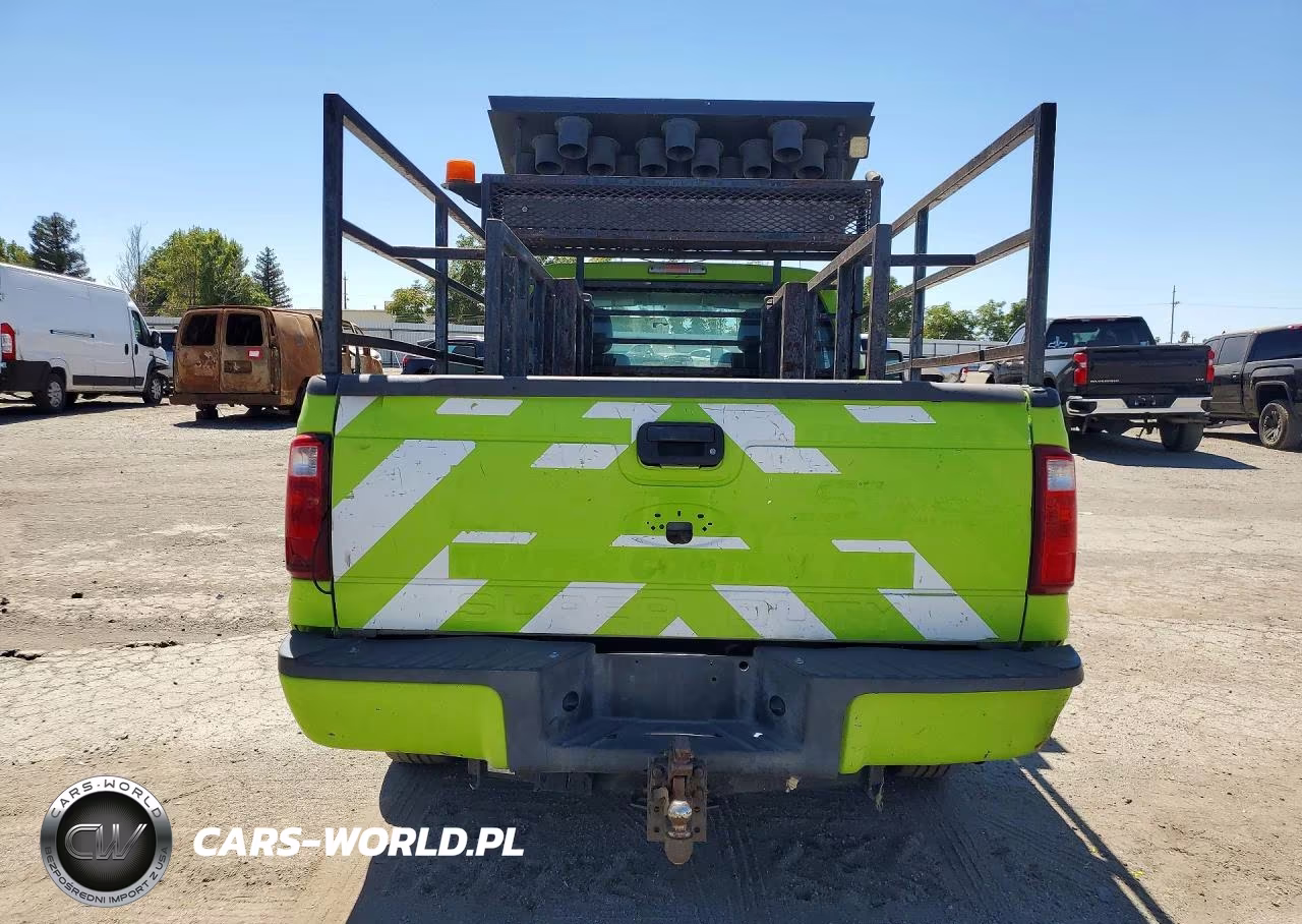 2013 Ford F250 Super Duty VIN:1FTBF2A68DEB52560 - 6