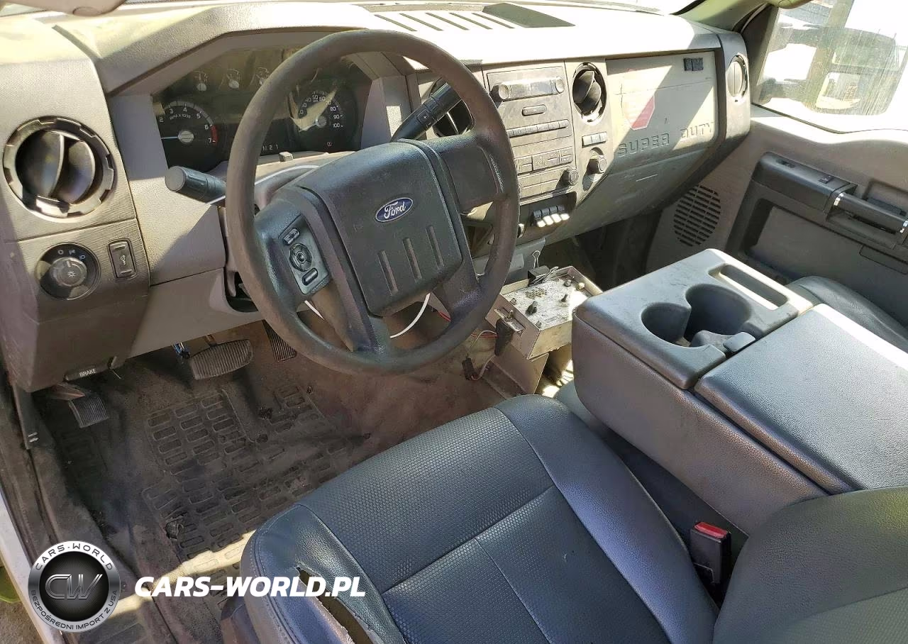 2013 Ford F250 Super Duty VIN:1FTBF2A68DEB52560 - 8