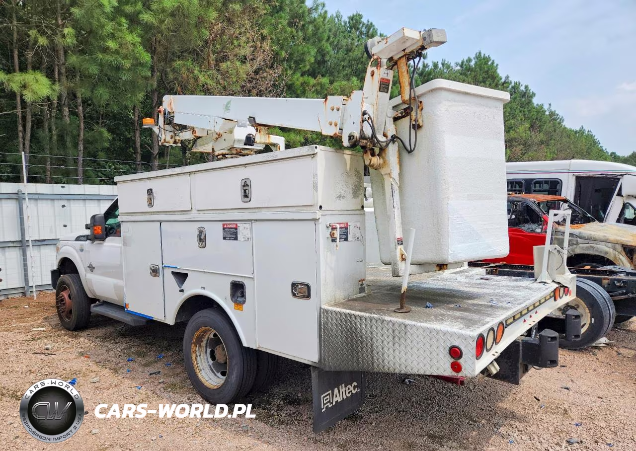 2015 Ford F450 Super Duty Bucket Truck VIN:1FDUF4GT5FEC59338 - 2