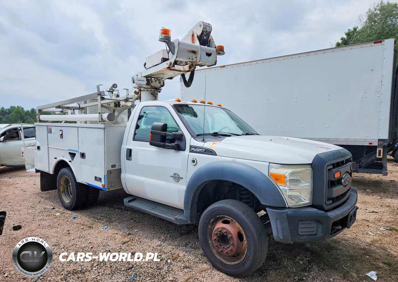 2015 Ford F450 Super Duty Bucket Truck VIN:1FDUF4GT5FEC59338 - 4