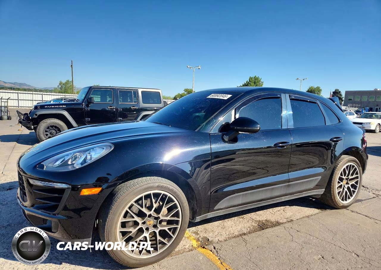 2015 Porsche Macan S