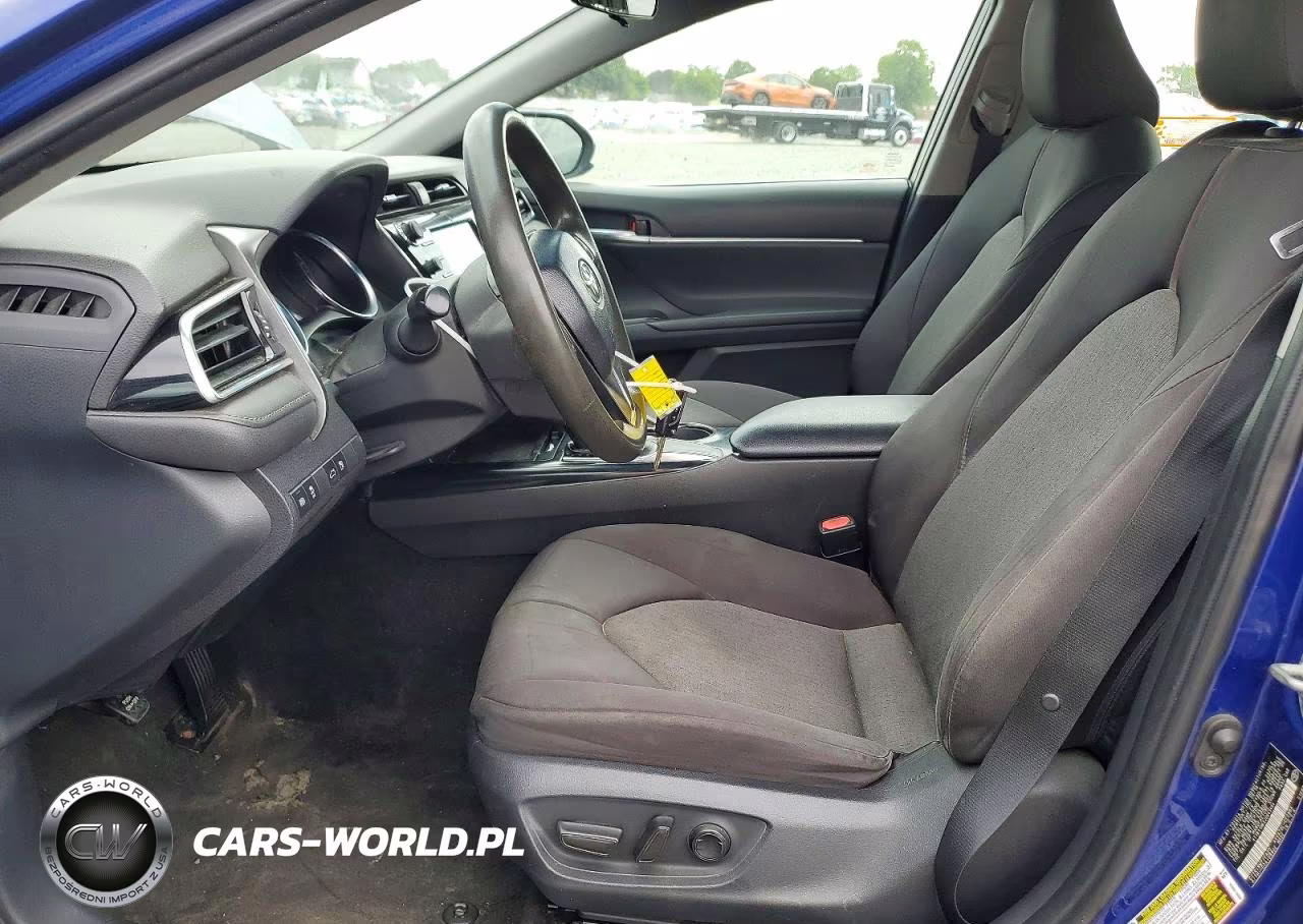 2018 Toyota Camry Le VIN:4T1B11HKXJU643494 - 7