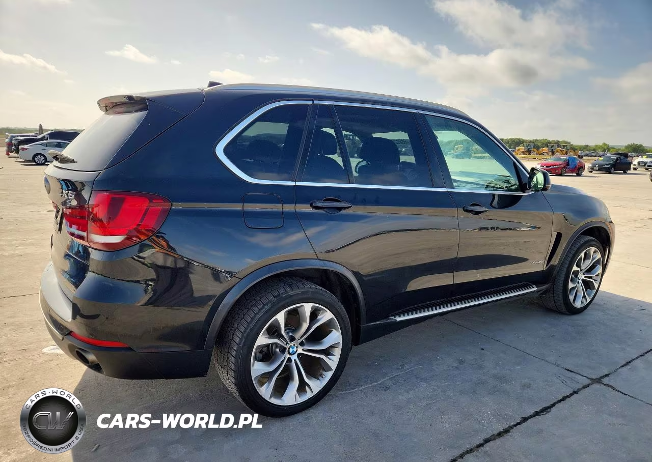2016 BMW X5 xDrive35I VIN:5UXKR0C5XG0P26429 - 3