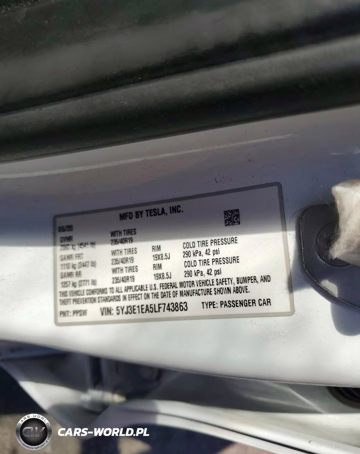 2020 Tesla Model 3 VIN:5YJ3E1EA5LF743863 - 12