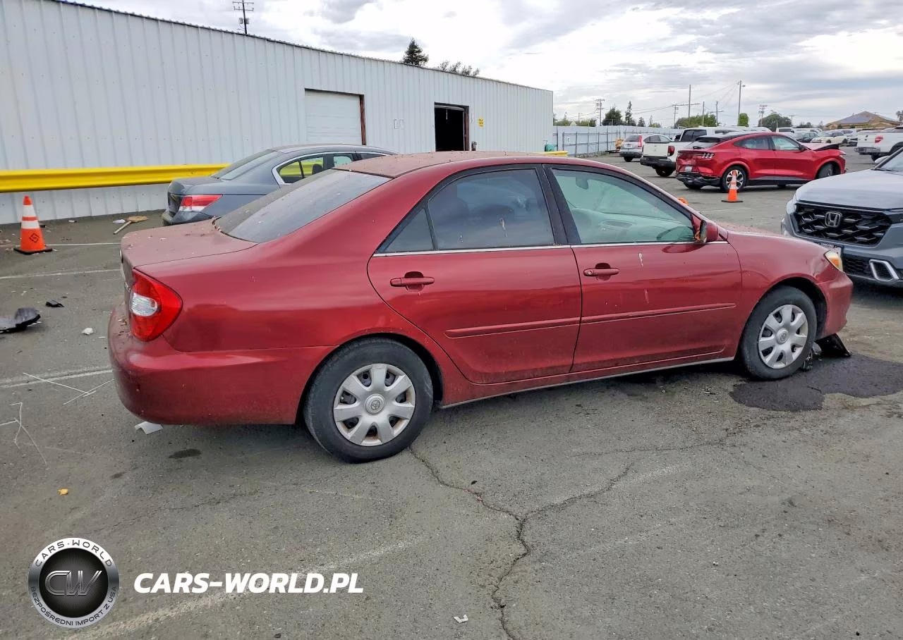 2002 Toyota Camry Le VIN:4T1BE30K52U001178 - 3