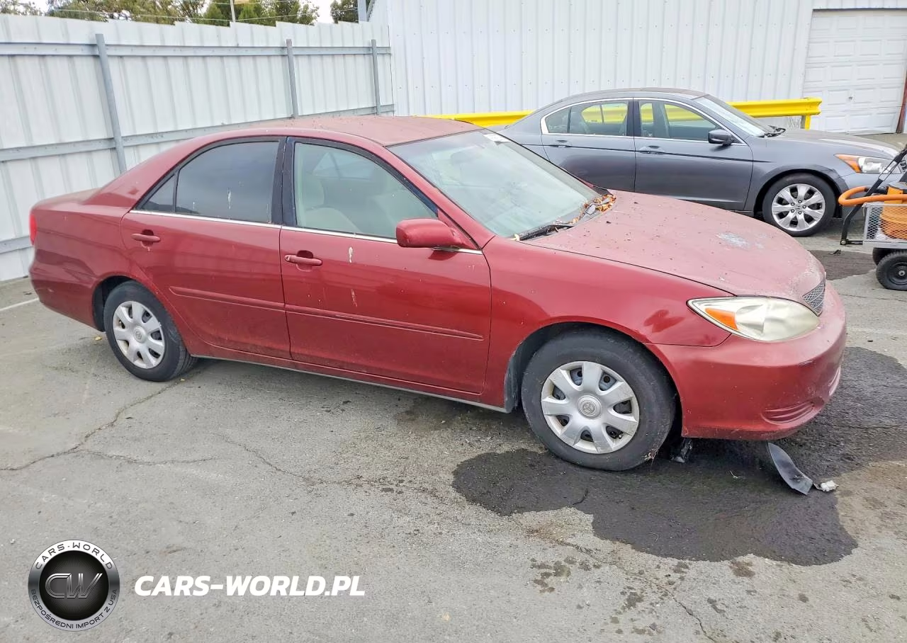 2002 Toyota Camry Le VIN:4T1BE30K52U001178 - 4