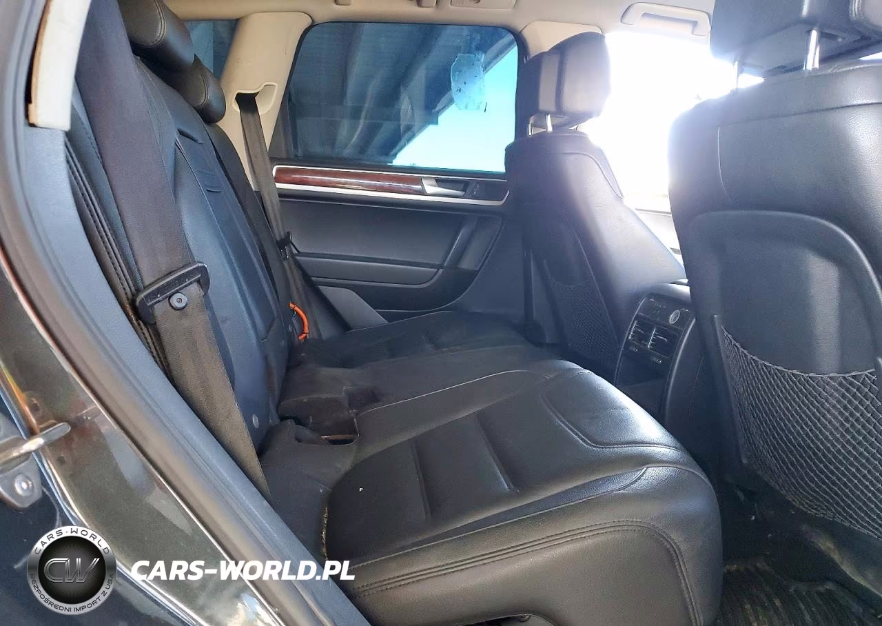 2012 Volkswagen Touareg V6 Tdi VIN:WVGEK9BP9CD007231 - 10