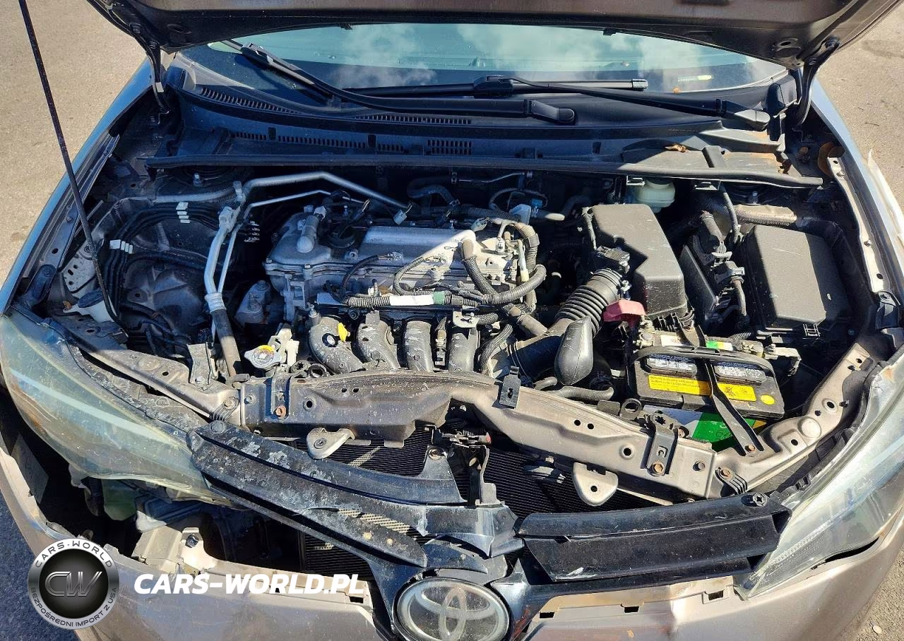 2018 Toyota Corolla L VIN:5YFBURHE7JP771645 - 11