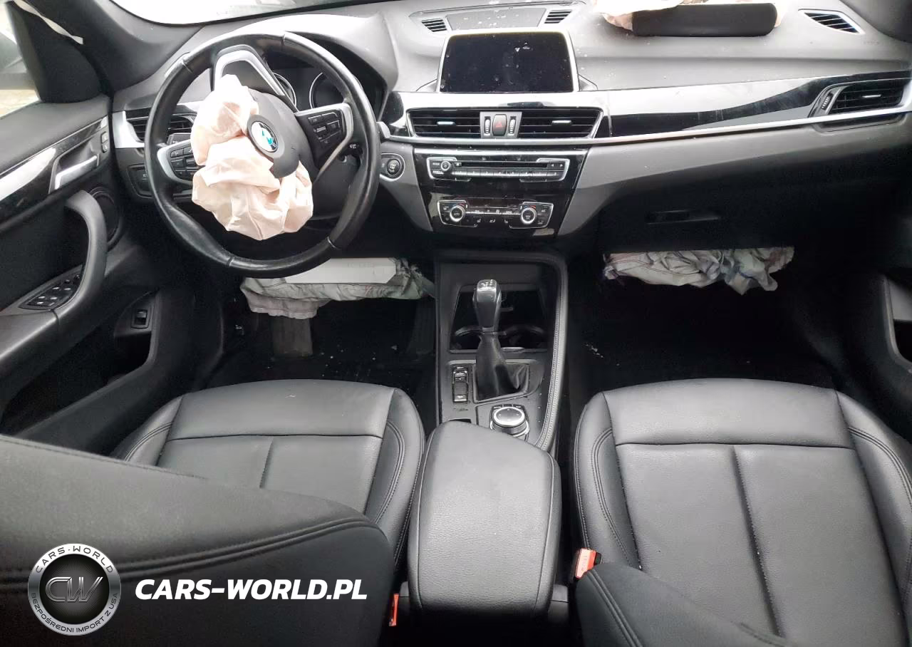 2018 BMW X1 xDrive28I VIN:WBXHT3C36J3H31149 - 16