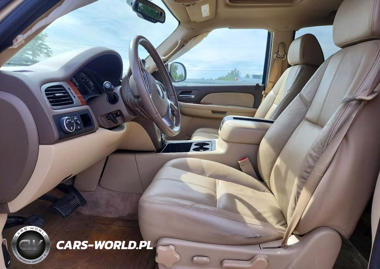 2008 GMC Yukon VIN:1GKFC13038R217511 - 17