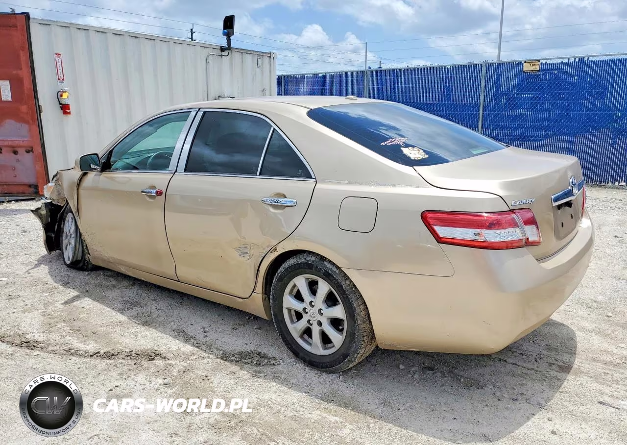 2010 Toyota Camry Le VIN:4T1BF3EK2AU095184 - 3