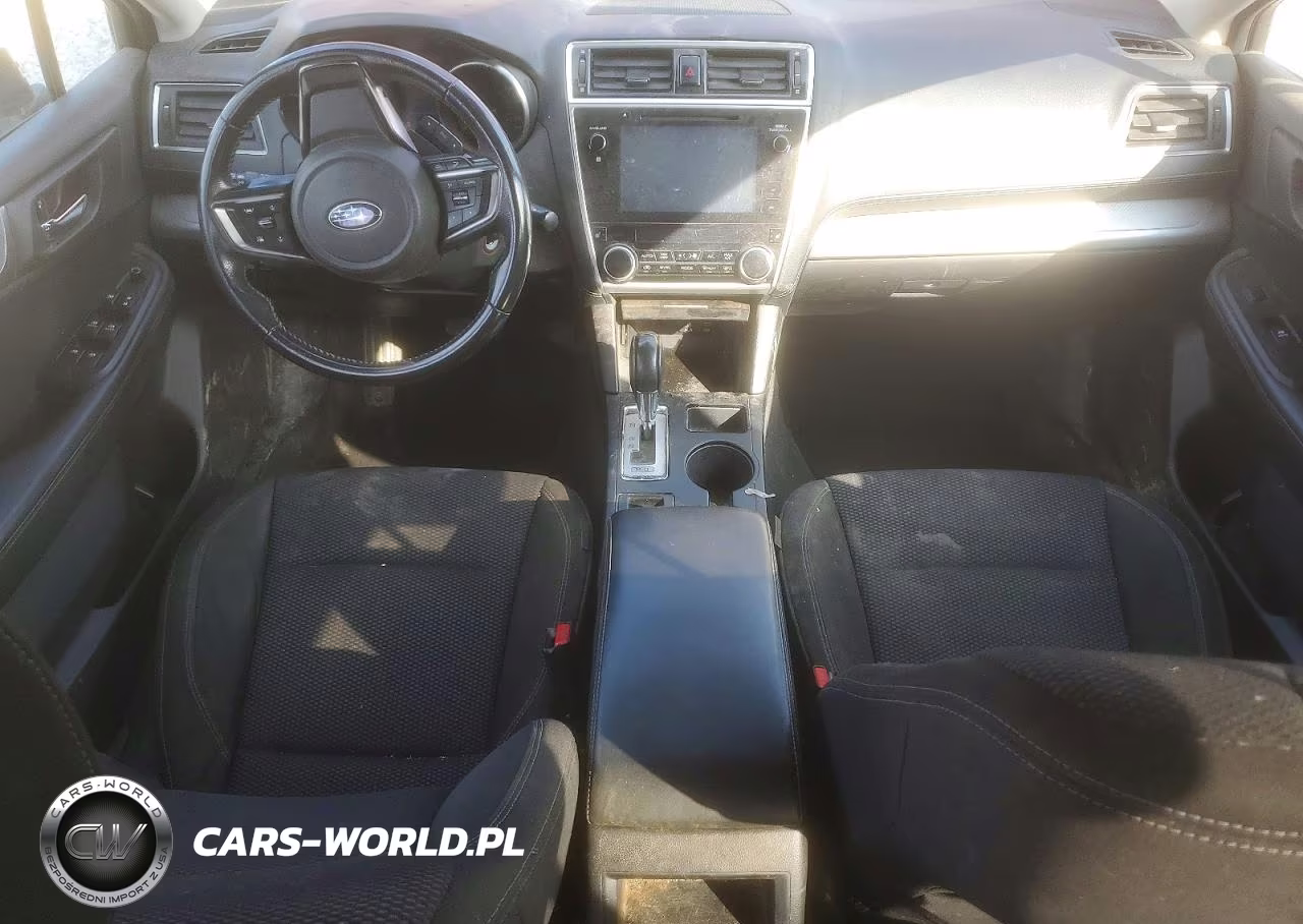 2018 Subaru Outback 2.5I Premium VIN:4S4BSAFC8J3330264 - 8