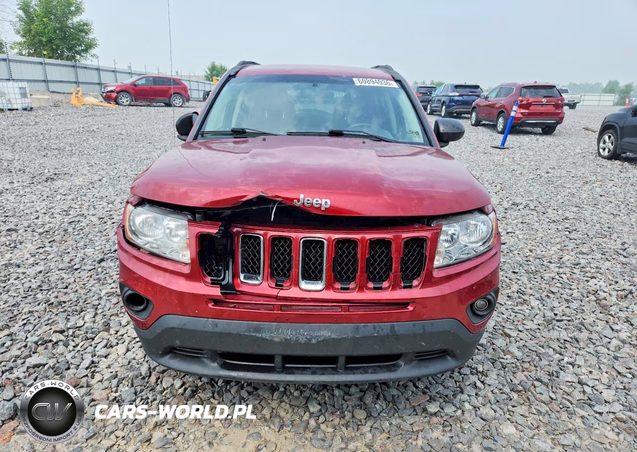 2012 Jeep Compass Latitude VIN:1C4NJDEB9CD524684 - 5