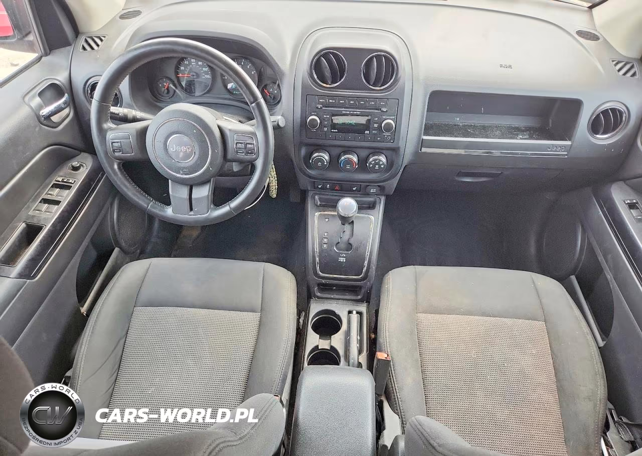 2012 Jeep Compass Latitude VIN:1C4NJDEB9CD524684 - 8