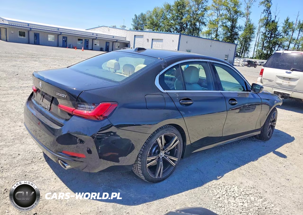 2024 BMW 330I VIN:3MW69FF08R8E11771 - 3