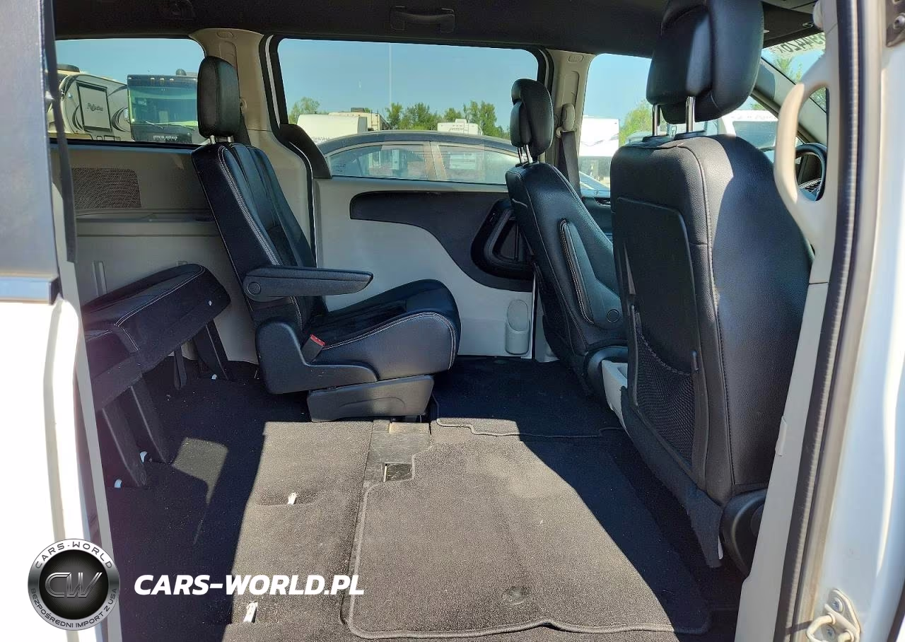 2019 Dodge Grand Caravan Sxt VIN:2C4RDGCG3KR545518 - 10
