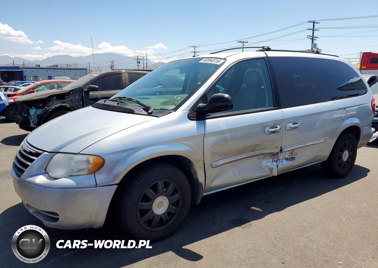 2007 Chrysler Town & Country Touring – zdjęcie 1 z 13