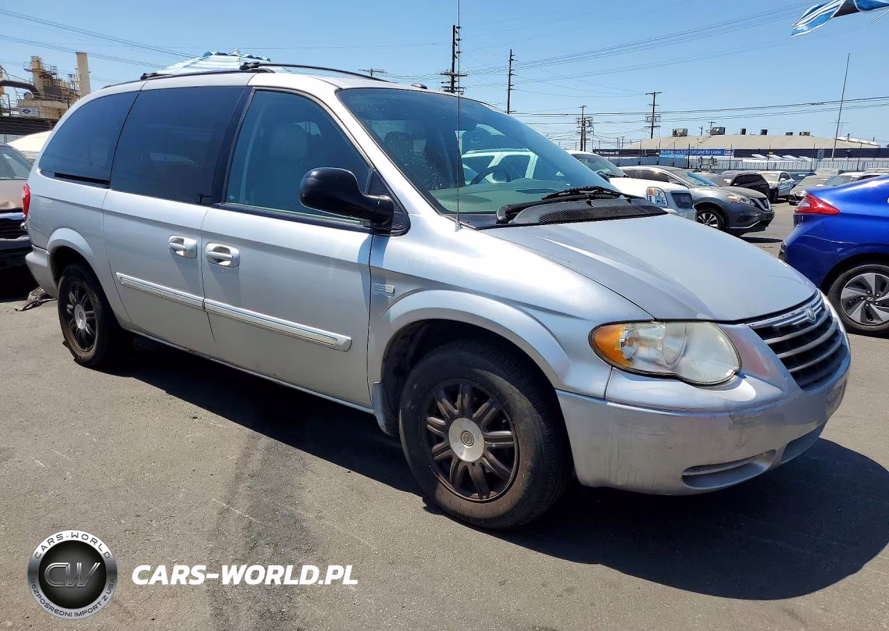 2007 Chrysler Town & Country Touring VIN:2A8GP54L87R223522 - 4