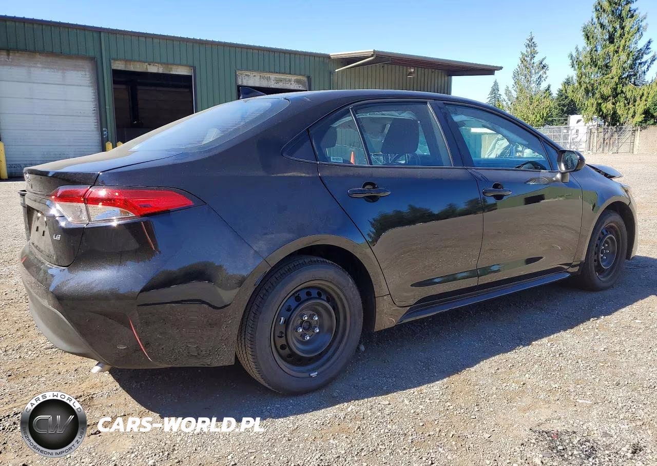 2026 Toyota Corolla Le VIN:5YFB4MDE5TP436797 - 3