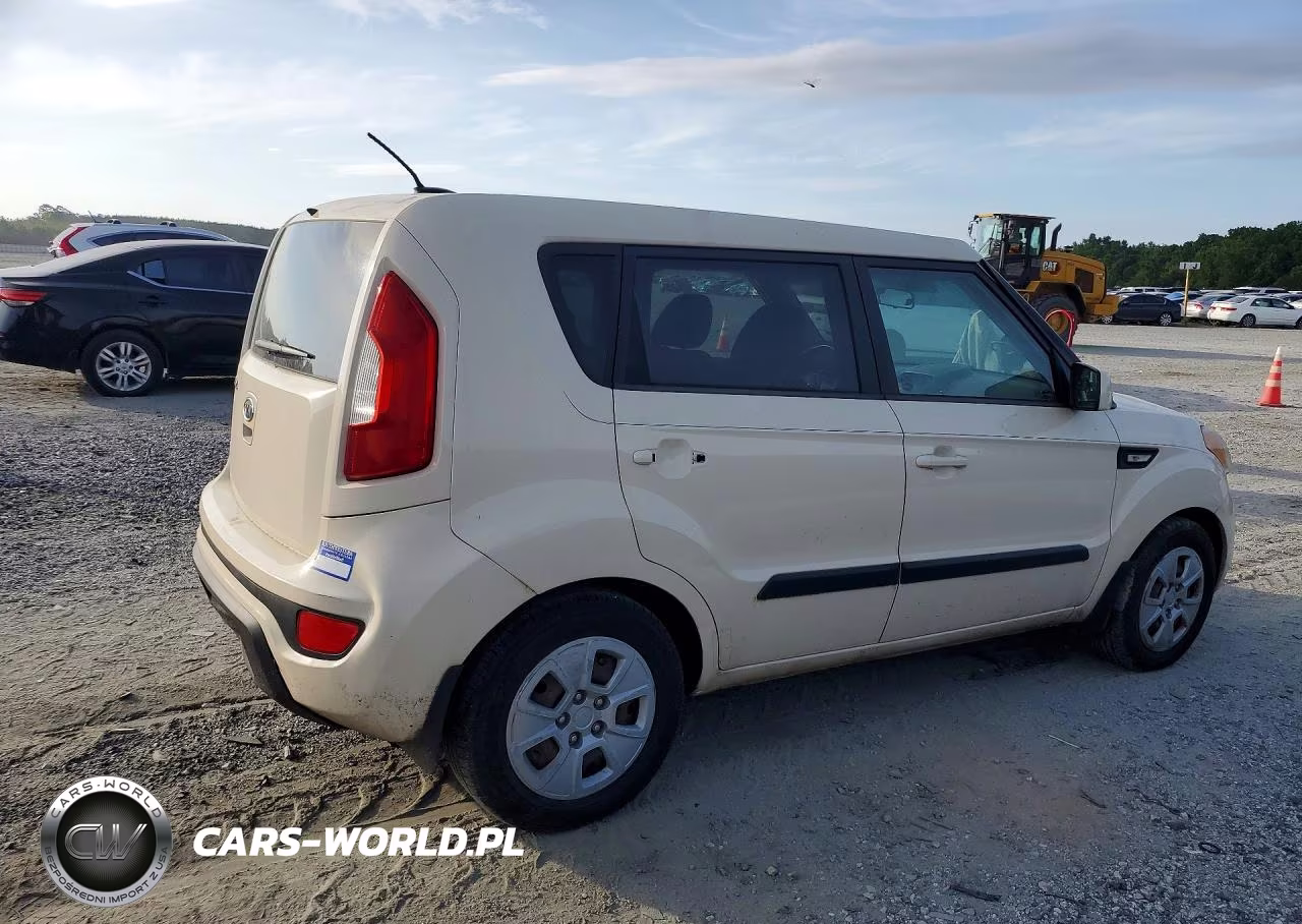 2012 Kia Soul Base VIN:KNDJT2A53C7448360 - 3