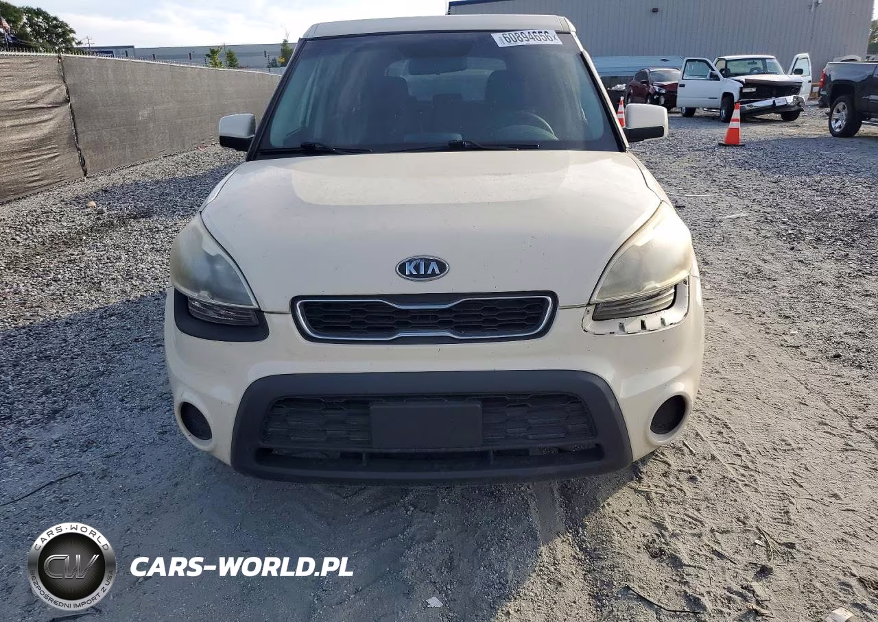 2012 Kia Soul Base VIN:KNDJT2A53C7448360 - 5