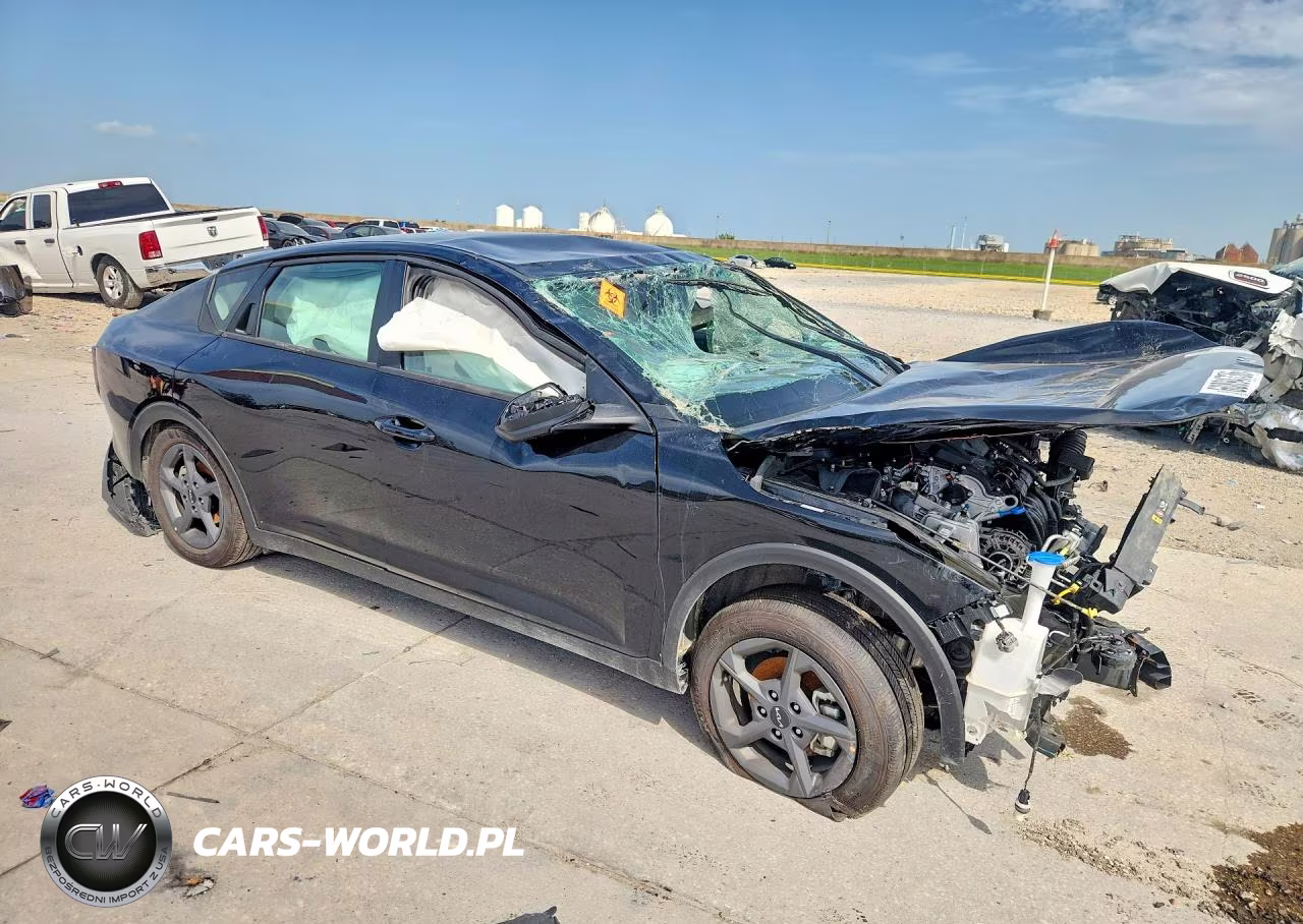 2026 Kia K4 VIN:3KPFT4DE4TE292195 - 4