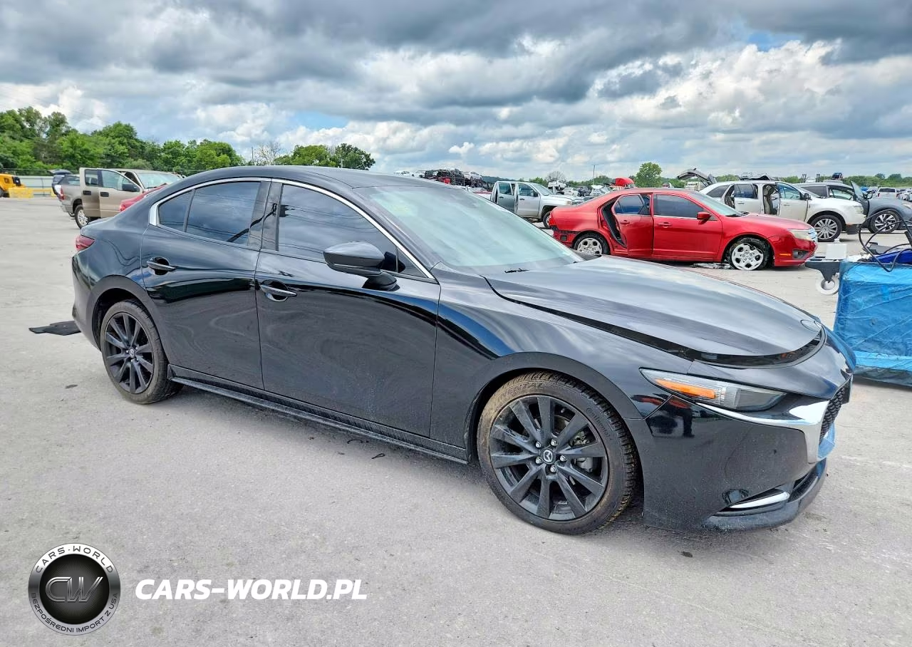 2021 Mazda 3 Premium Plus VIN:JM1BPBEY3M1334599 - 4
