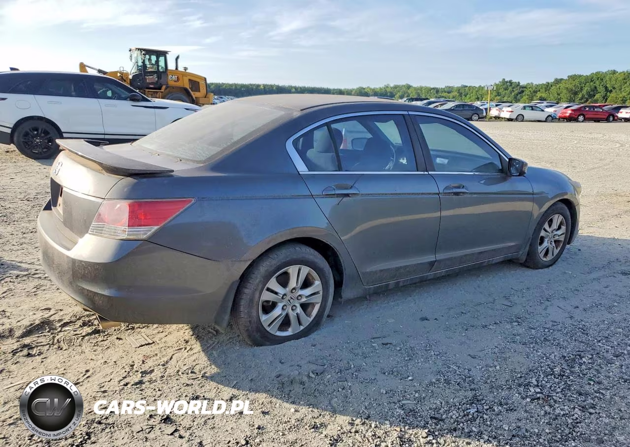 2010 Honda Accord Lxp VIN:1HGCP2F46AA070890 - 3