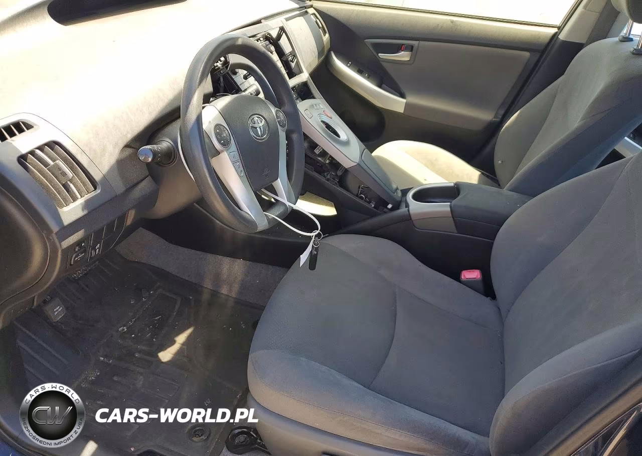 2012 Toyota Prius Three VIN:JTDKN3DU4C1524355 - 7
