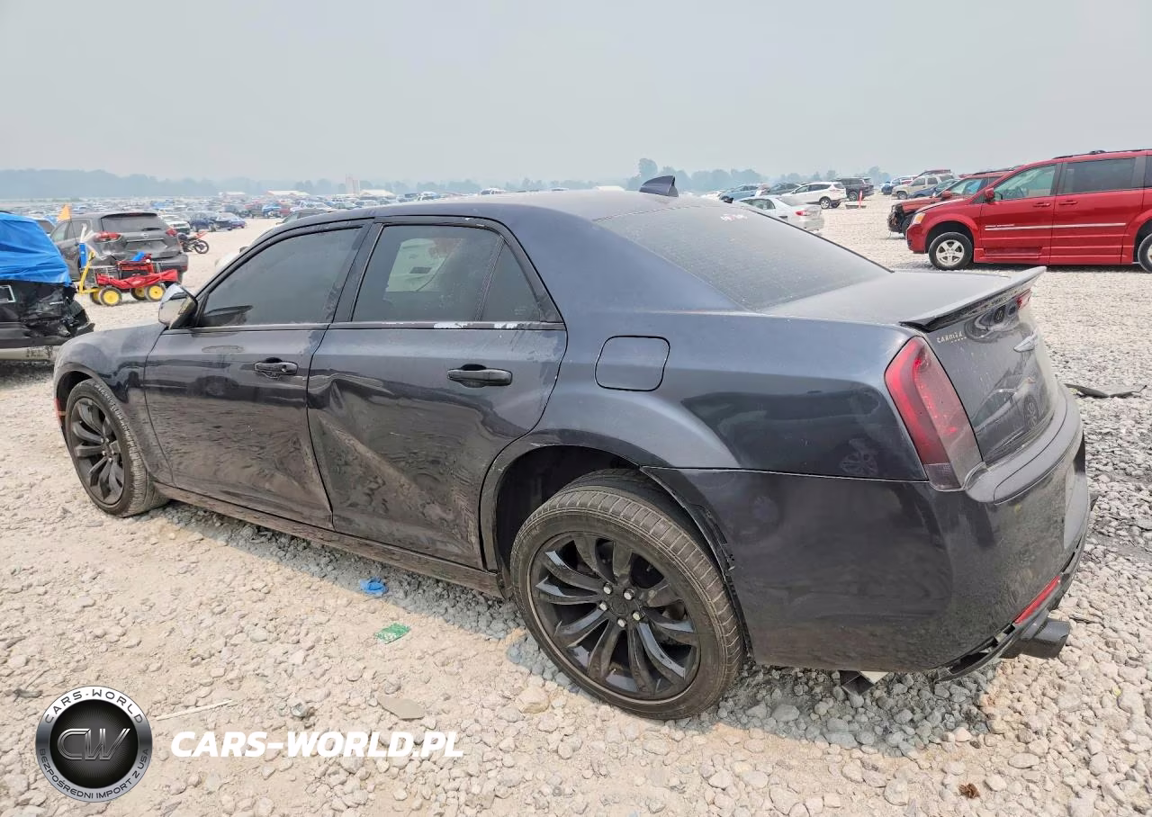 2017 Chrysler 300C VIN:2C3CCAEGXHH586721 - 2