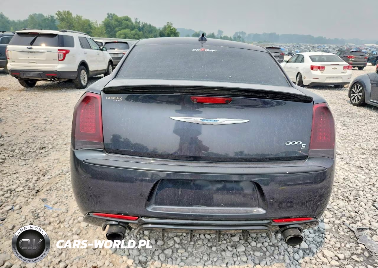 2017 Chrysler 300C VIN:2C3CCAEGXHH586721 - 6