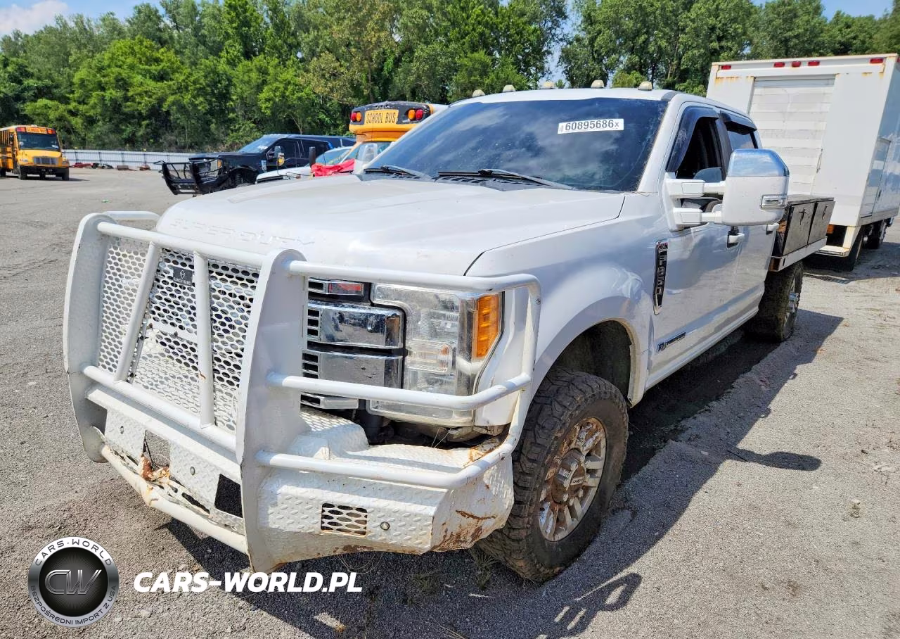 2017 Ford F350 Super Duty – zdjęcie 1 z 12