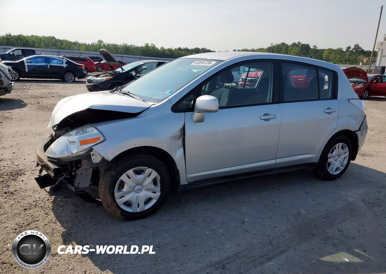 2011 Nissan Versa 1.8 S