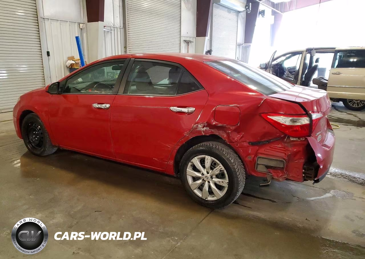 2015 Toyota Corolla Le VIN:5YFBURHE3FP209958 - 2