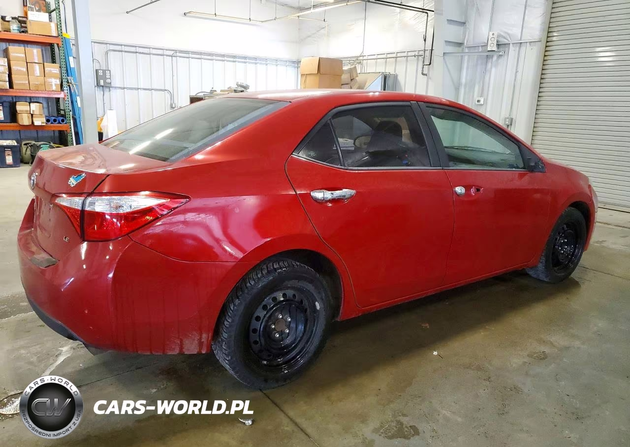 2015 Toyota Corolla Le VIN:5YFBURHE3FP209958 - 3