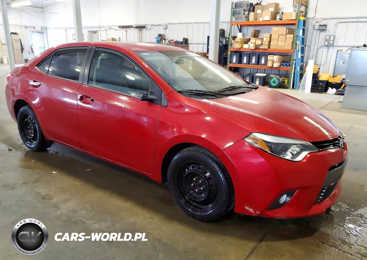 2015 Toyota Corolla Le VIN:5YFBURHE3FP209958 - 4