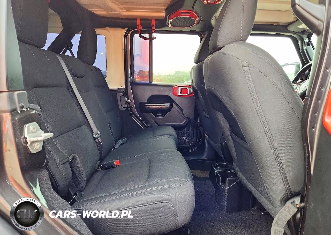 2020 Jeep Wrangler Unlimited Sport VIN:1C4HJXDN0LW105864 - 11